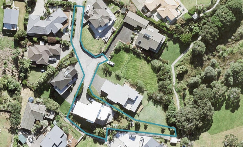 8 Double Bay Place, Army Bay, Whangaparaoa - Carousel 1
