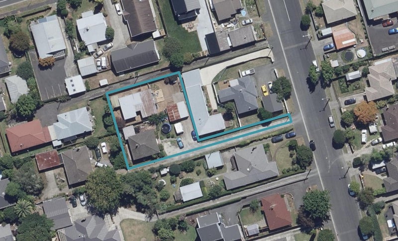 87A Fox Street, Hamilton East, Hamilton - Carousel 1