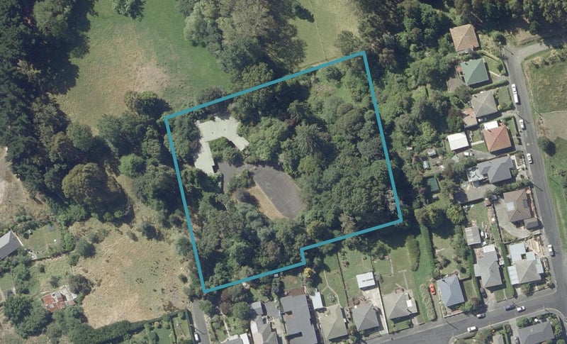 43 Teignmouth Street, Abbotsford, Dunedin - Carousel 1