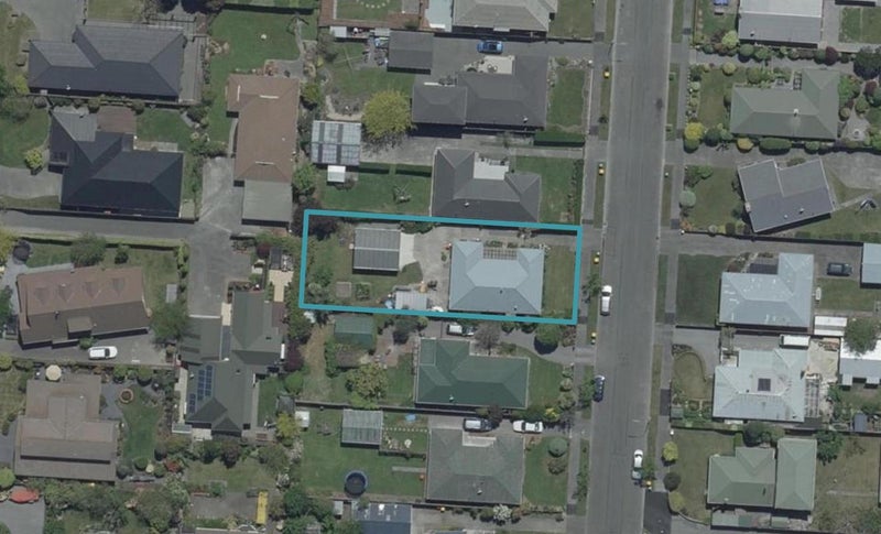 14 Clipper Place, Redwood, Christchurch - Carousel 1