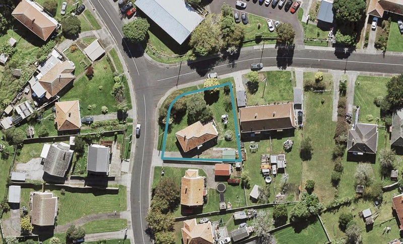 20 Holdsworth Avenue, Wesley, Auckland - Carousel 1
