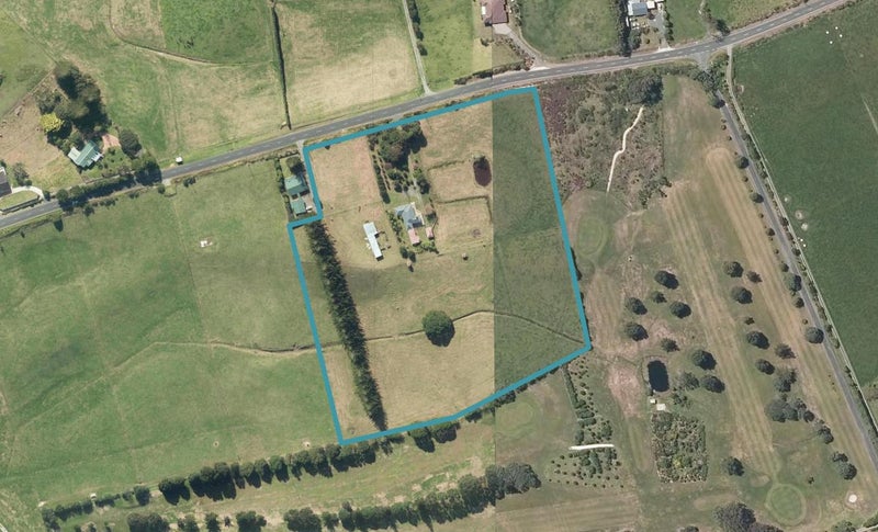 26 Baylys Coast Road, BAYLYS BEACH, DARGAVILLE - Carousel 1