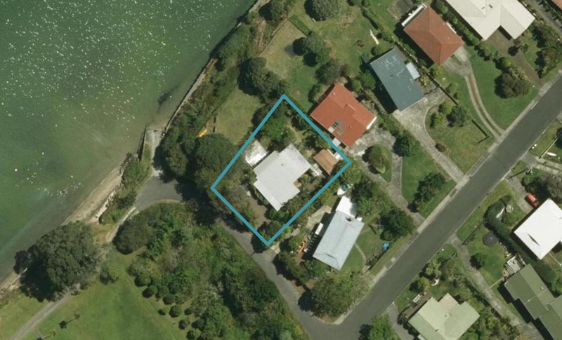 1 Pyle Road West, One Tree Point, Whangārei - Carousel 1