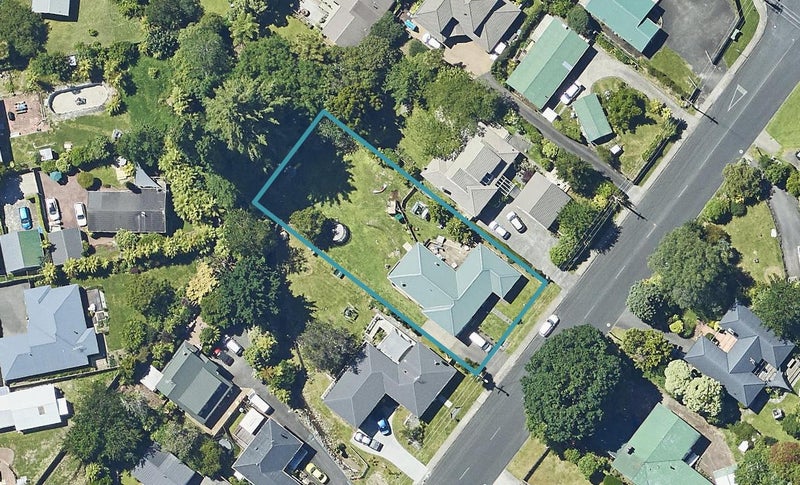 27 Selwyn Road, Lynmore, Rotorua - Carousel 1