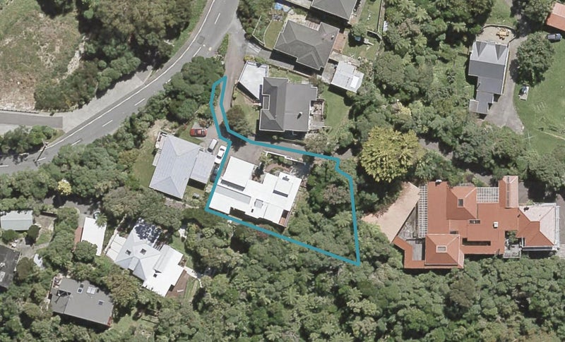 104 Korokoro Road, Korokoro, Lower Hutt - Carousel 1