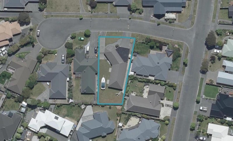 3 Copperfield Close, Parklands, Christchurch - Carousel 1