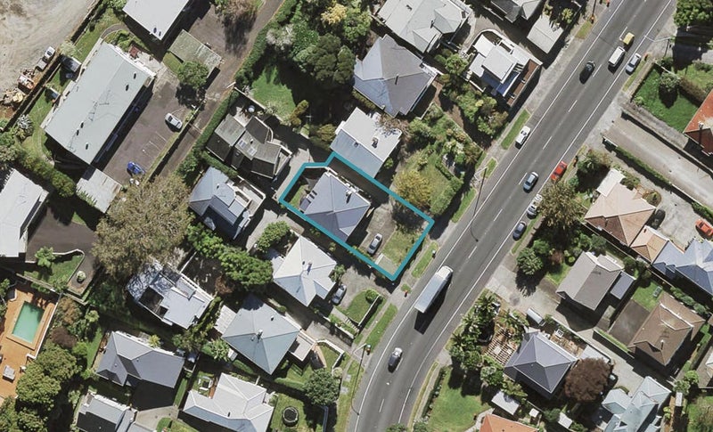 1/33 Hillsborough Road, Mount Roskill, Auckland - Carousel 1