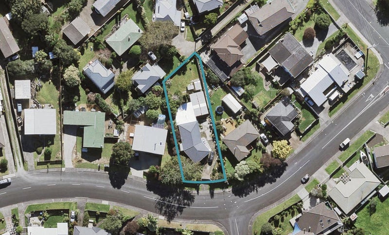 3 Redwood Drive, Massey, Auckland - Carousel 1