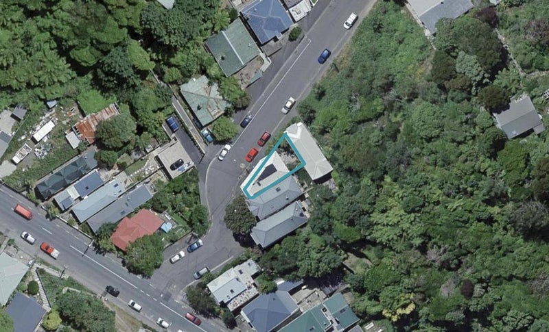 6 Adams Terrace, Aro Valley, Wellington - Carousel 1