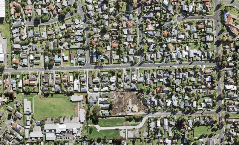 101 Wharf Road, Te Atatu Peninsula, Auckland - Carousel 1