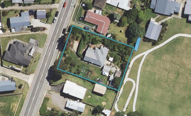 46 Lytton Road, Riverdale, Gisborne - Carousel 1