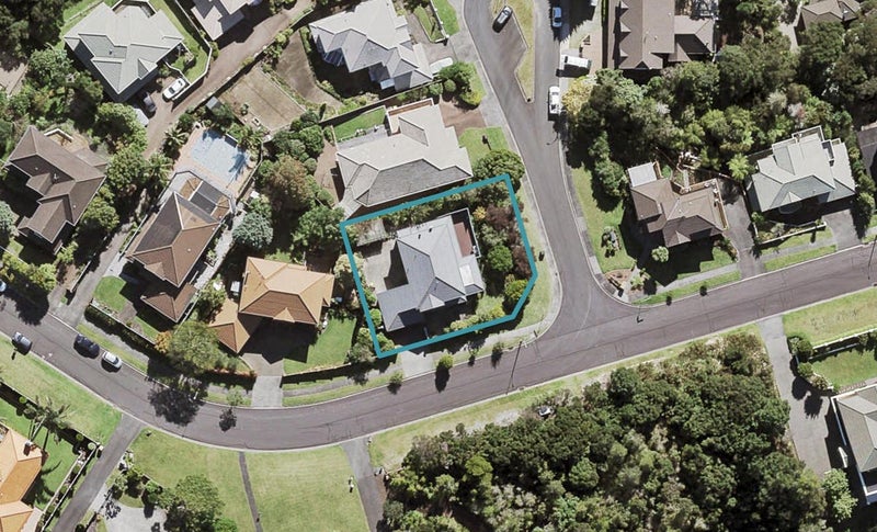 112 Onetaunga Road, Chatswood, Auckland - Carousel 1