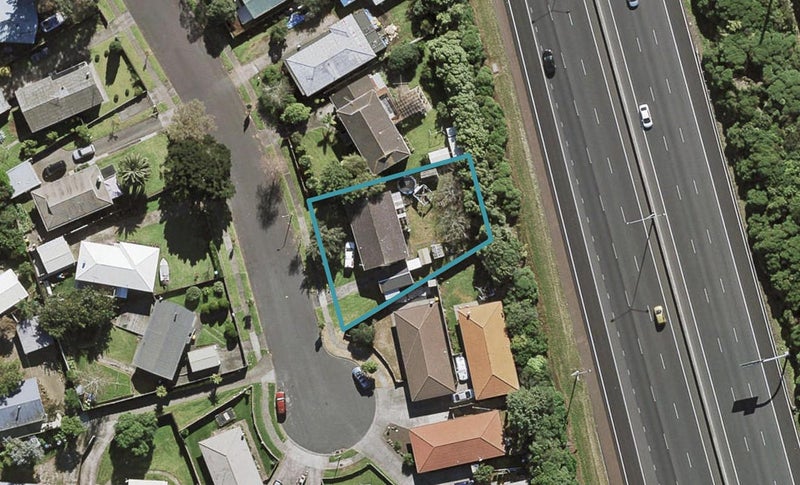 96 Crawford Avenue, Mangere Bridge, Auckland - Carousel 1