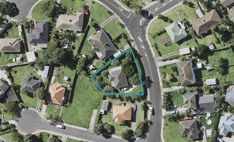 34 Philomel Crescent, Bayswater, Auckland - Carousel 1