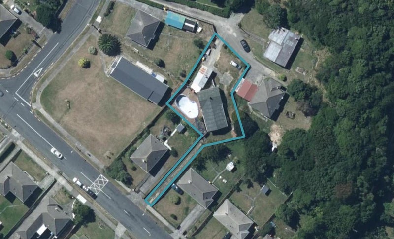 43 Mckillop Street, Ranui, Porirua - Carousel 1