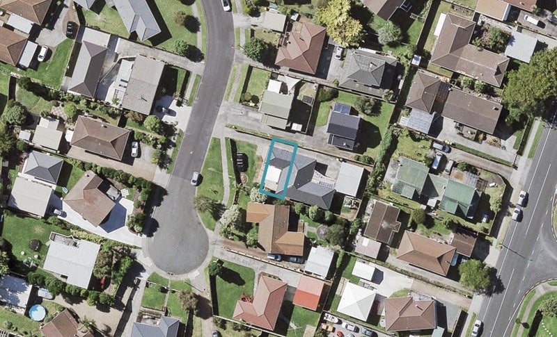 24B Tomintoul Place, Highland Park, Auckland - Carousel 1