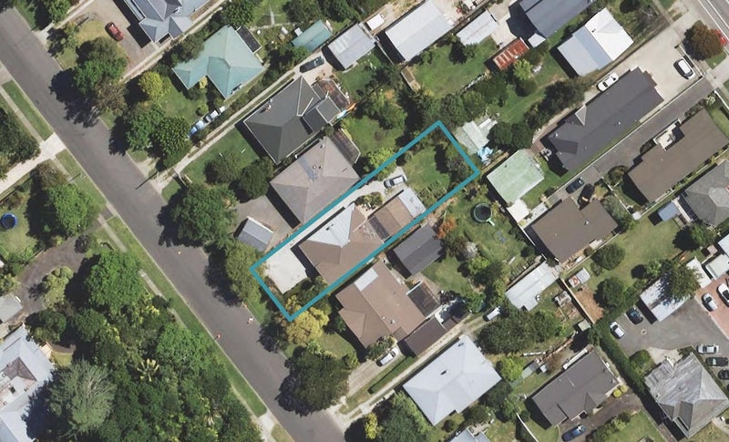 123 Stout Street, Whataupoko, Gisborne - Carousel 1