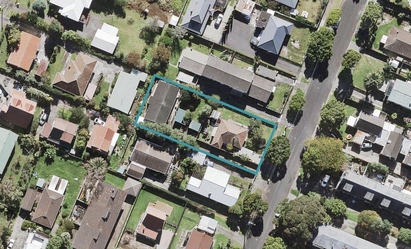 6 KOROMIKO ST, New Lynn, Auckland - Carousel 1