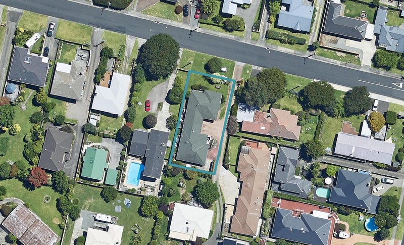 10B Milton Road, Otumoetai, Tauranga - Carousel 1