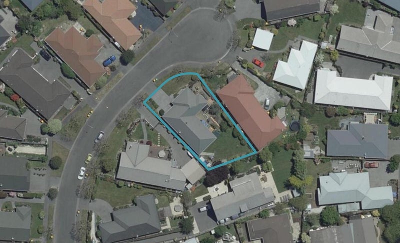 18 Creese Place, Redwood, Christchurch - Carousel 1