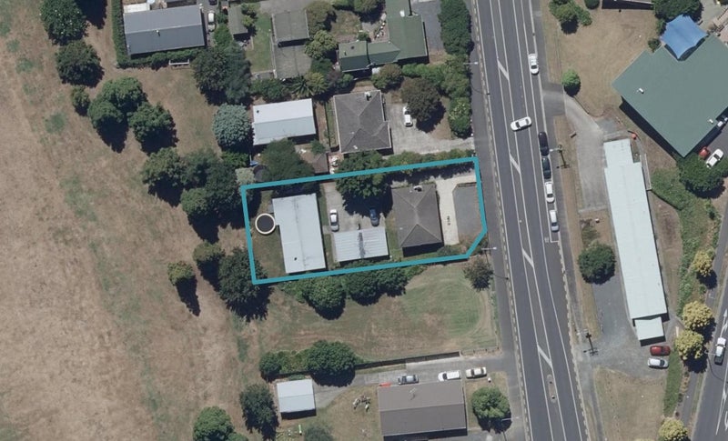 16 Ohaupo Road, Hamilton Lake, Hamilton - Carousel 1
