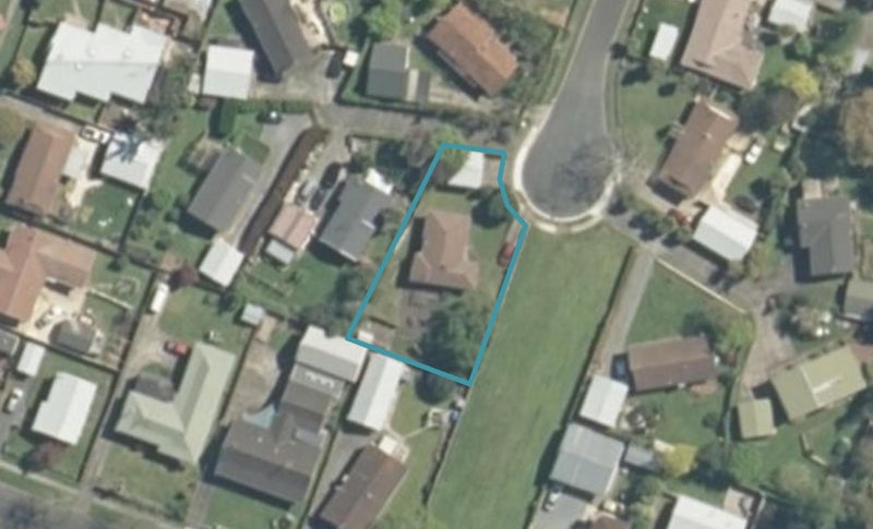 15 Sargeson Place, Leamington, Cambridge - Carousel 1