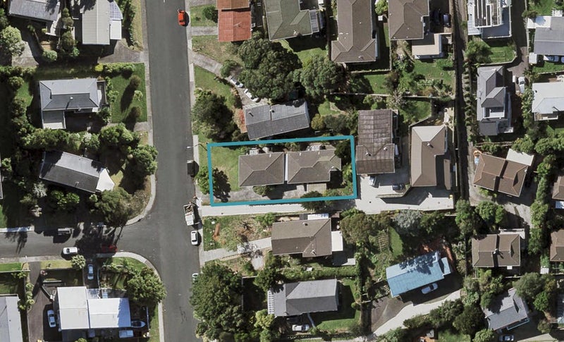 1/6 Cheval Drive, Tōtara Vale, Auckland - Carousel 1