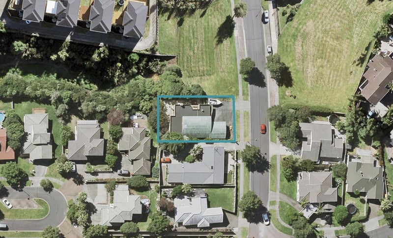 87 Fernhill Way, Oteha, Auckland - Carousel 1