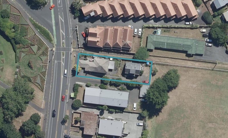 73A Pembroke Street, Hamilton Lake, Hamilton - Carousel 1