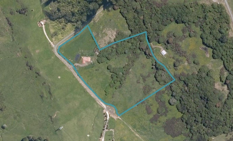 69 Kiwi Lane, Kaiwaka - Carousel 1
