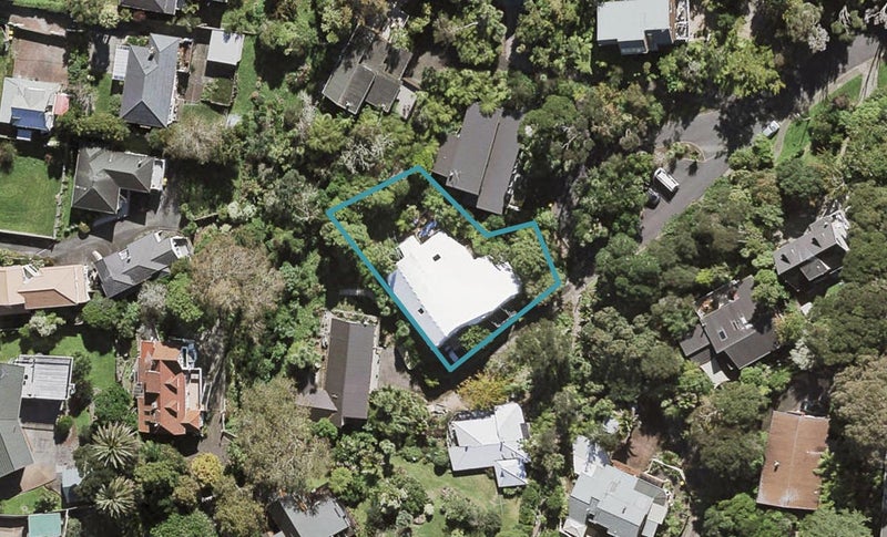 37 Trelawny Place, Hillcrest, Auckland - Carousel 1