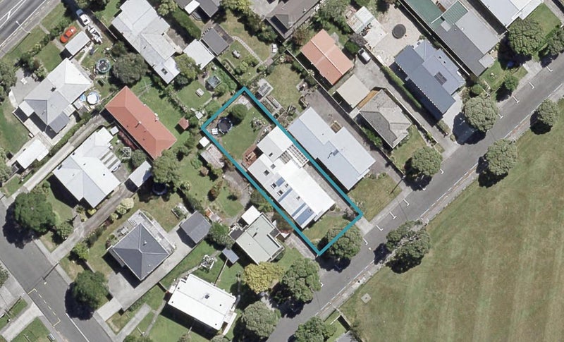 45 Trafalgar Street, Waterloo, Lower Hutt - Carousel 1