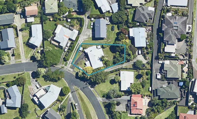 29 Emily Place, Bellevue, Tauranga - Carousel 1
