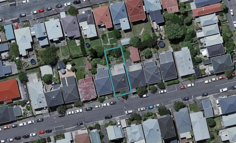 11 Somerset Avenue, Newtown, Wellington - Carousel 1