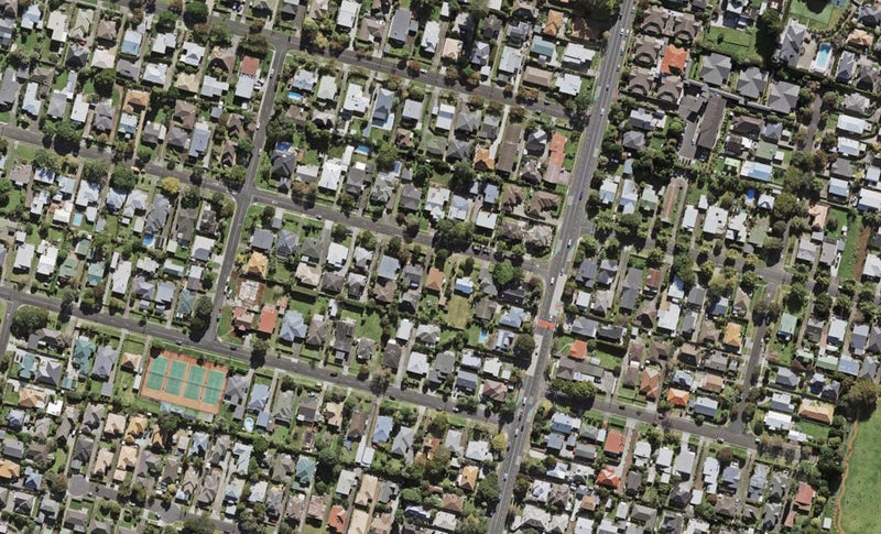 4 Hollywood Avenue, Epsom, Auckland - Carousel 1
