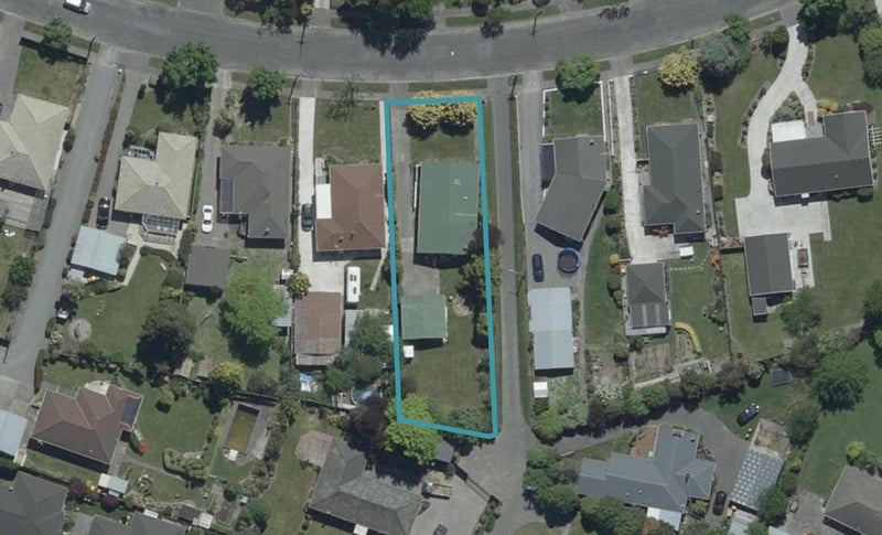 37 Glenmore Avenue, Casebrook, Christchurch - Carousel 1