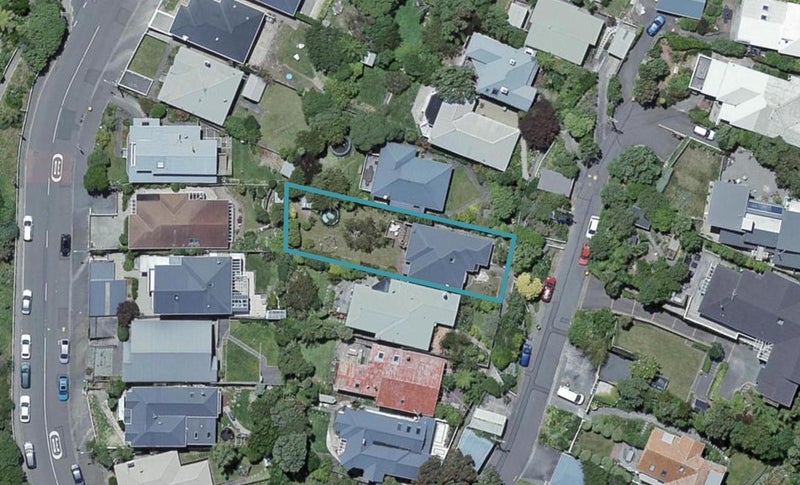 77 Harbour View Road, Northland, Wellington - Carousel 1
