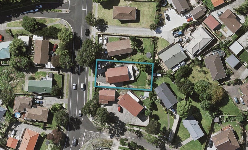 32 Everglade Drive, Goodwood Heights, Auckland - Carousel 1