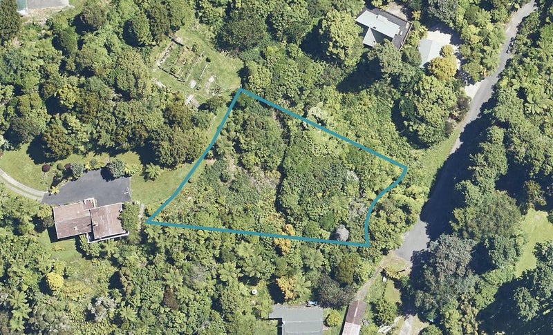 23 Te Toroa Drive, LAKE TARAWERA, ROTORUA - Carousel 1