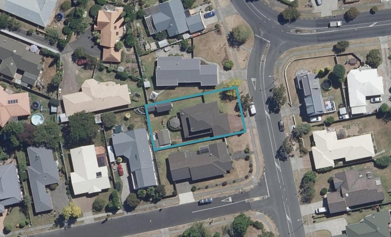 69 Ashurst Avenue, Pukete, Hamilton - Carousel 1