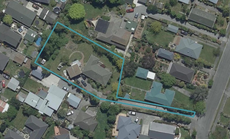 15 Larch Place, Casebrook, Christchurch - Carousel 1