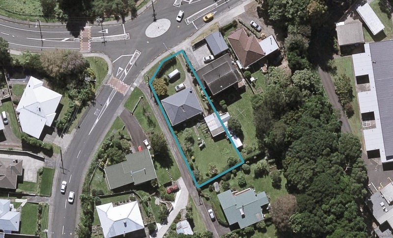 103 Brois Street, Frankleigh Park, New Plymouth - Carousel 1