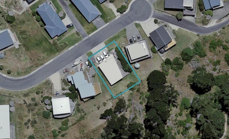 44 Balfour crescent, Castlepoint, Tinui - Carousel 1