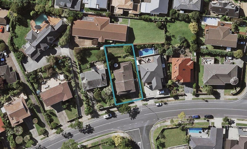 72 Norman Lesser Drive, Saint Johns, Auckland - Carousel 1