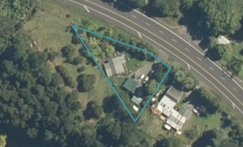 7700 State Highway 2, Paeroa - Carousel 1