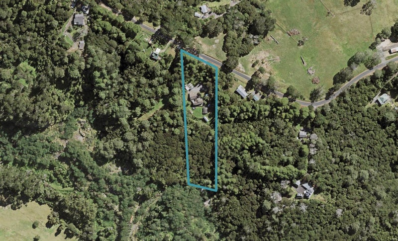 42 Crows Road, Swanson, Auckland - Carousel 1