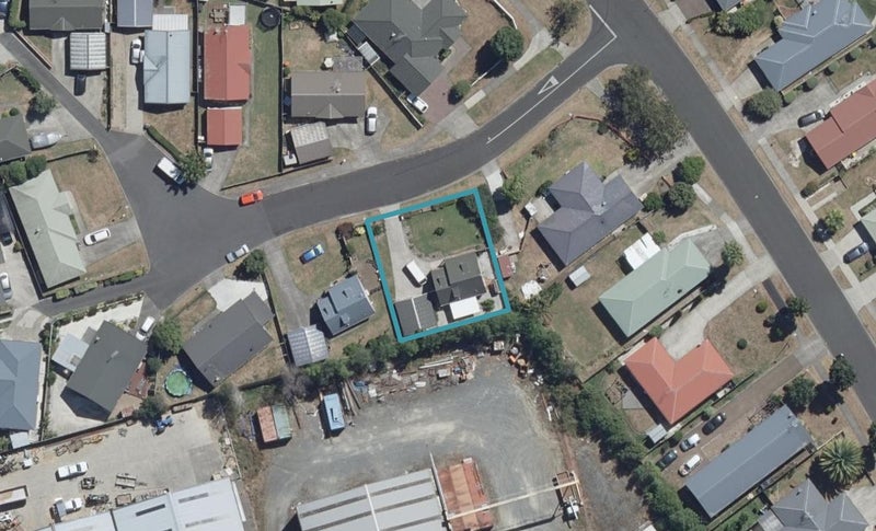 3 Harvard Court, Melville, Hamilton - Carousel 1