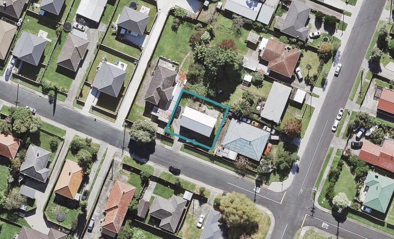 1A Kelkirk Street, Kelston, Auckland - Carousel 1