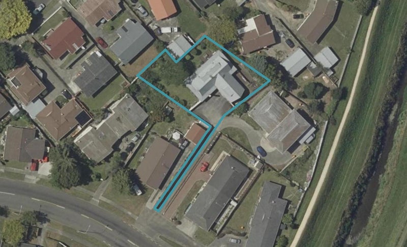 137 Benmore Avenue, Cloverlea, Palmerston North - Carousel 1