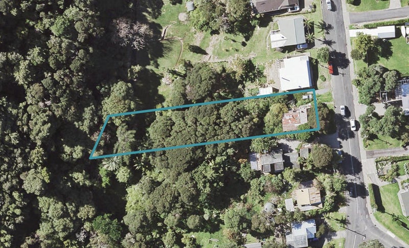 17 Rewa Road, Maraetai, Auckland - Carousel 1